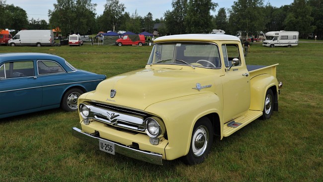 Ford pickup